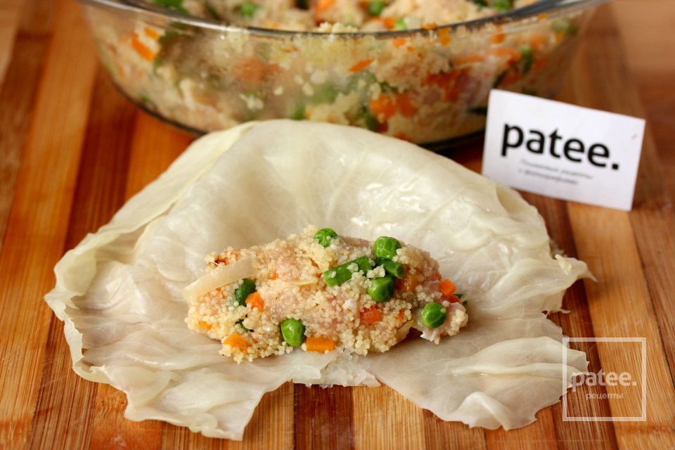 Голубцы с куриным фаршем, кускусом и овощами - Шаг 10