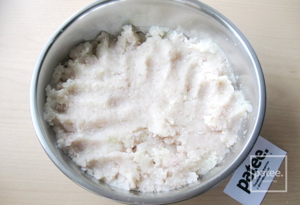Рыбные котлеты с картофелем - Шаг 5