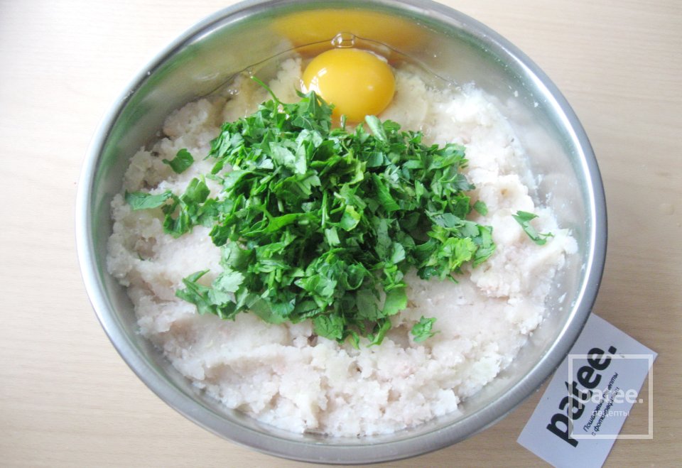 Рыбные котлеты с картофелем - Шаг 8