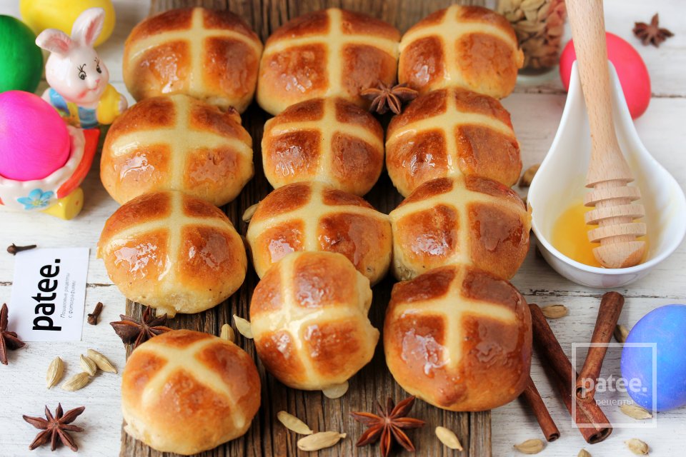 Пряные пасхальные булочки с крестиками - Шаг 16