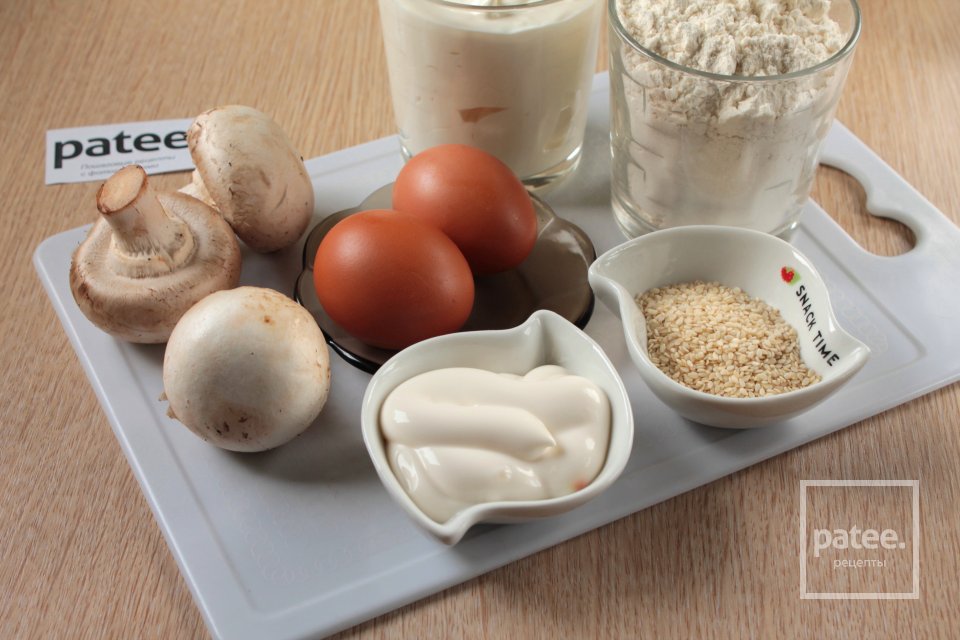 Пирог с грибами в мультиварке - Шаг 1