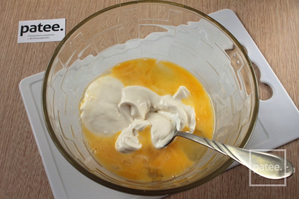 Пирог с грибами в мультиварке - Шаг 6