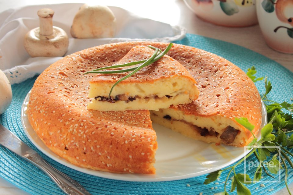 Пирог с грибами в мультиварке - Шаг 15