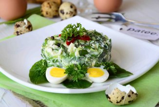 Салат с черемшой и куриными яйцами Весенний