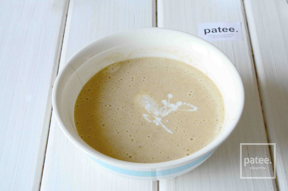 Банановый кекс с клубничным джемом - Шаг 5