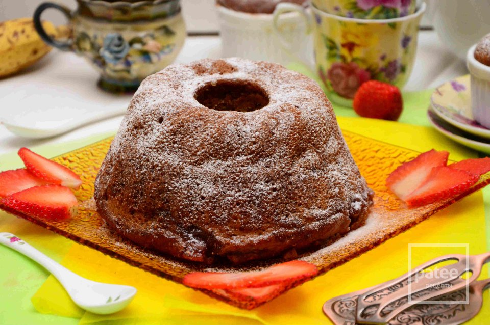 Банановый кекс с клубничным джемом - Шаг 12