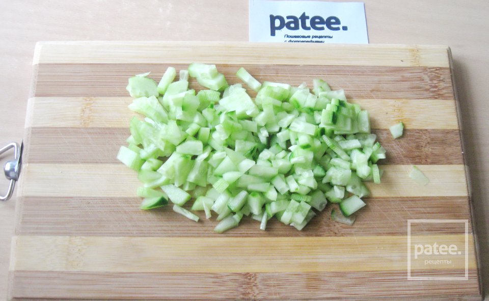 Окрошка на кефире и минеральной воде - Шаг 4