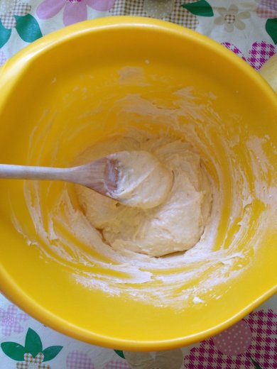 Пирог с яблоками и орехами - Шаг 3