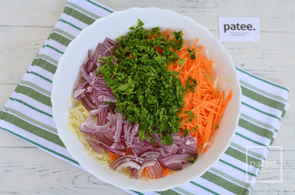 Капустный салат Витаминный - Шаг 9