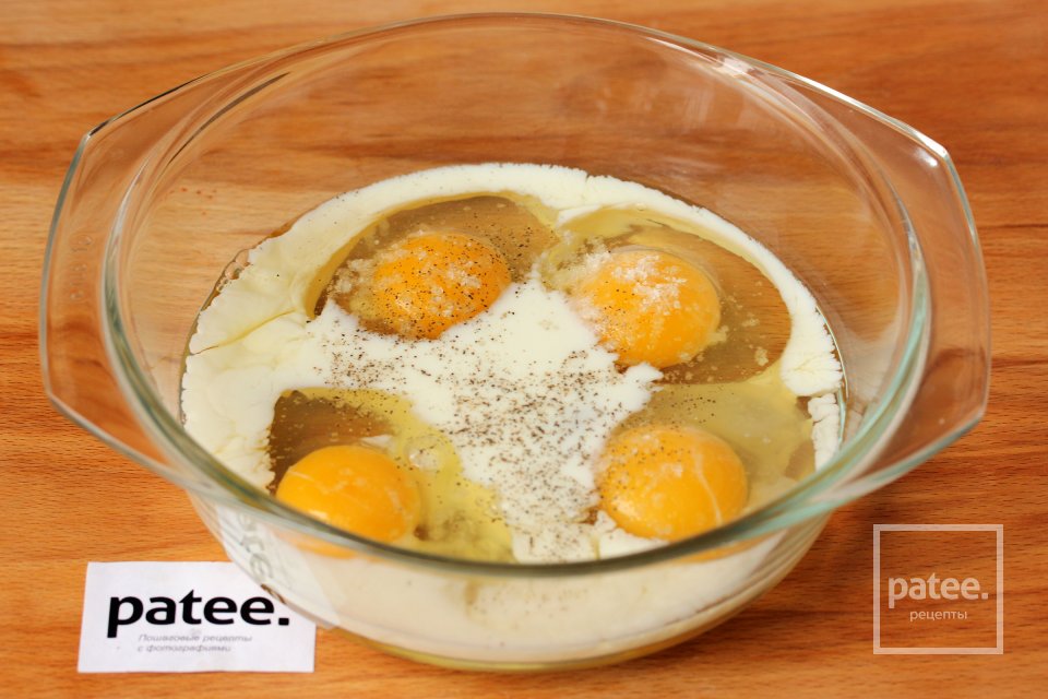 Омлет с куриной печенью и зелёным луком в мультиварке - Шаг 4