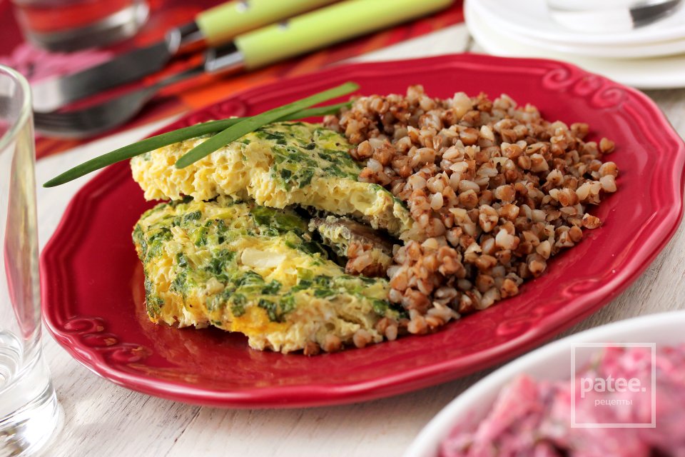 Омлет с куриной печенью и зелёным луком в мультиварке - Шаг 12