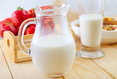 Сыворотка помогает бороться с жиром и наращивать мышечную массу