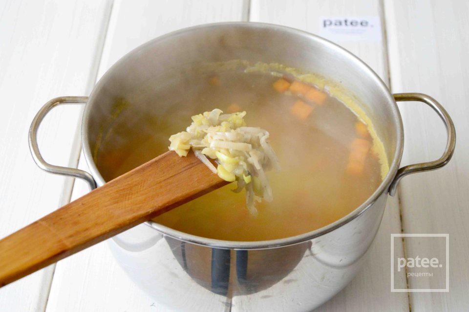 Рыбный суп из консервированной сельди - Шаг 10