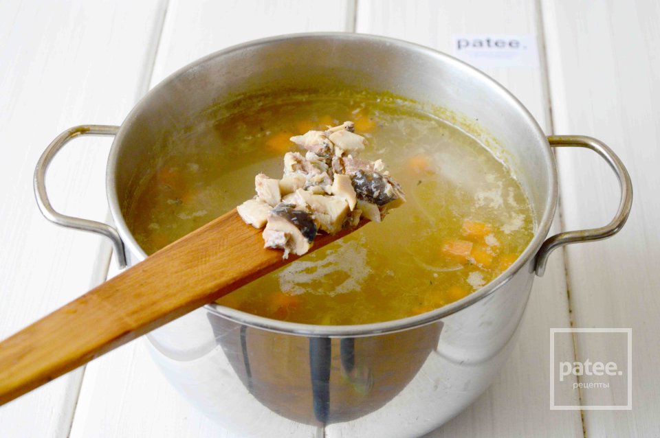 Рыбный суп из консервированной сельди - Шаг 11