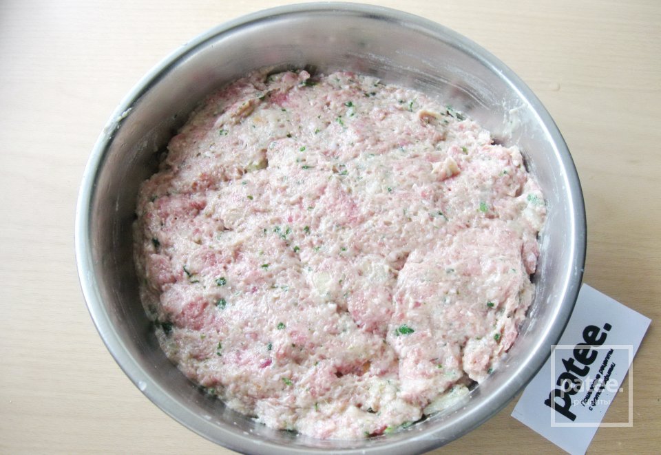 Мясные тефтели в грибной подливе - Шаг 9