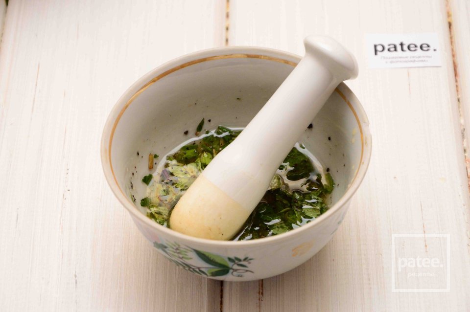 Овощной салат с мятной заправкой - Шаг 8