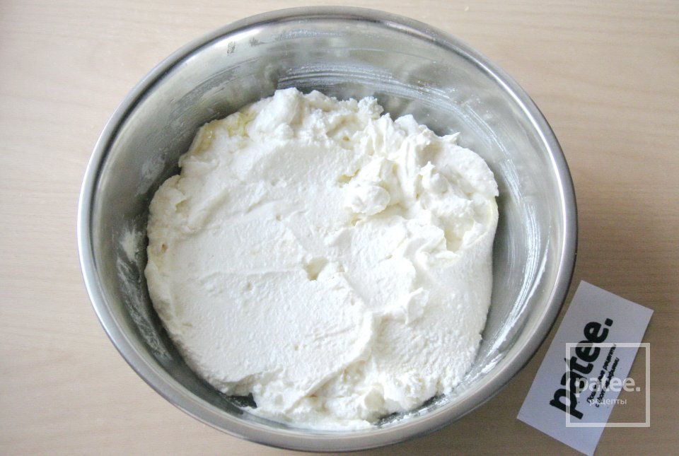 Сырники с вишневым соусом - Шаг 5