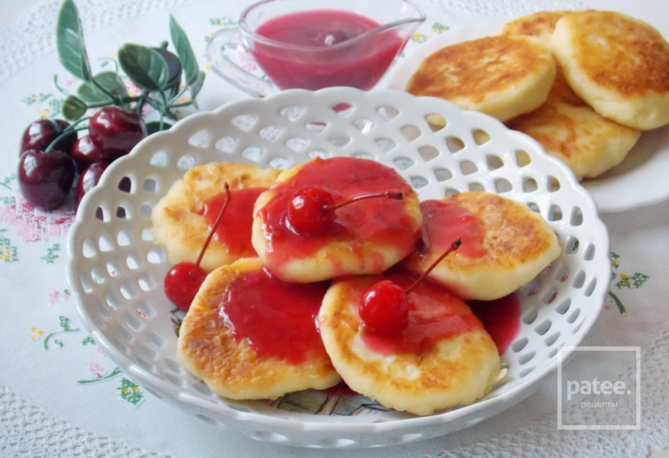 Сырники с вишневым соусом - Шаг 13