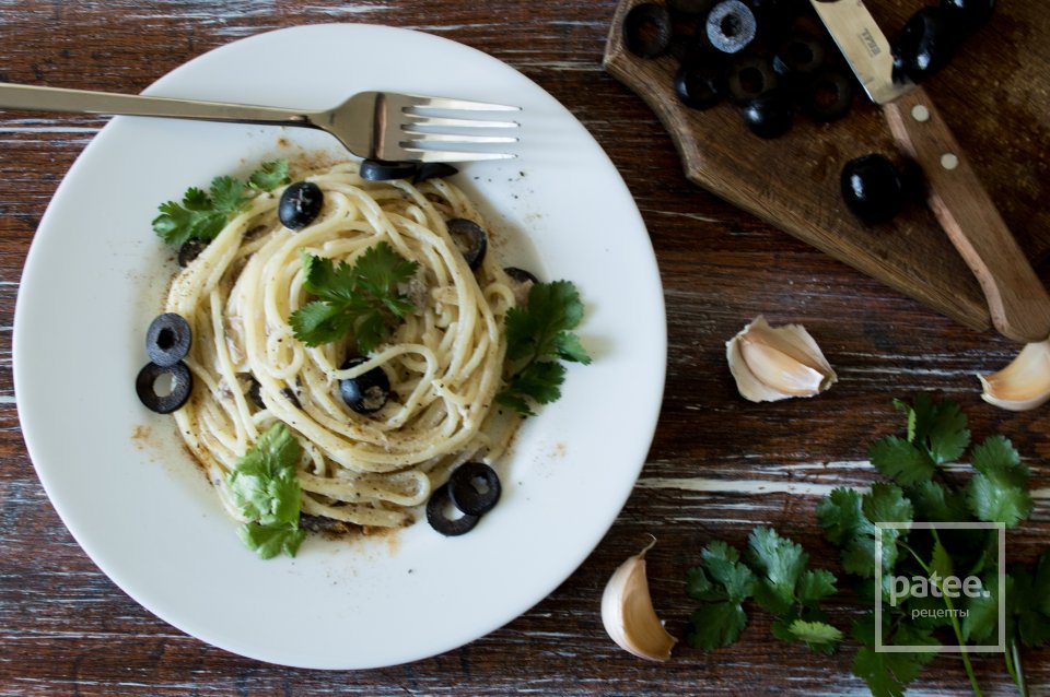 Спагетти с тунцом и маслинами - Шаг 13