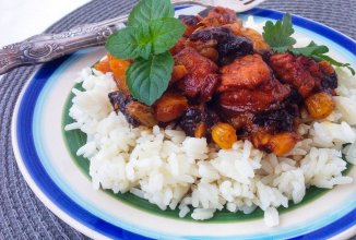 Мясо с сухофруктами, имбирем и медом!