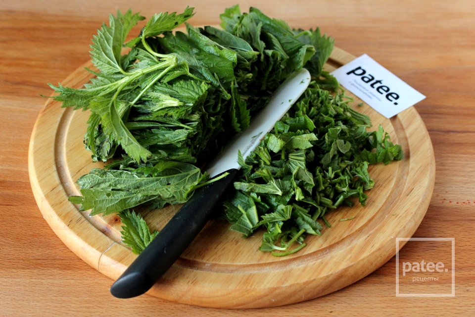 Зелёный суп со свининой, крапивой и щавелем - Шаг 6