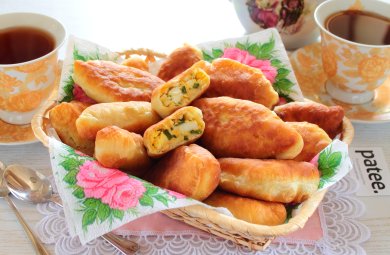 Рецепт Жареные пирожки с луком и яйцом