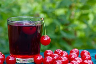 Вишневый сок борется с бессонницей в преклонном возрасте