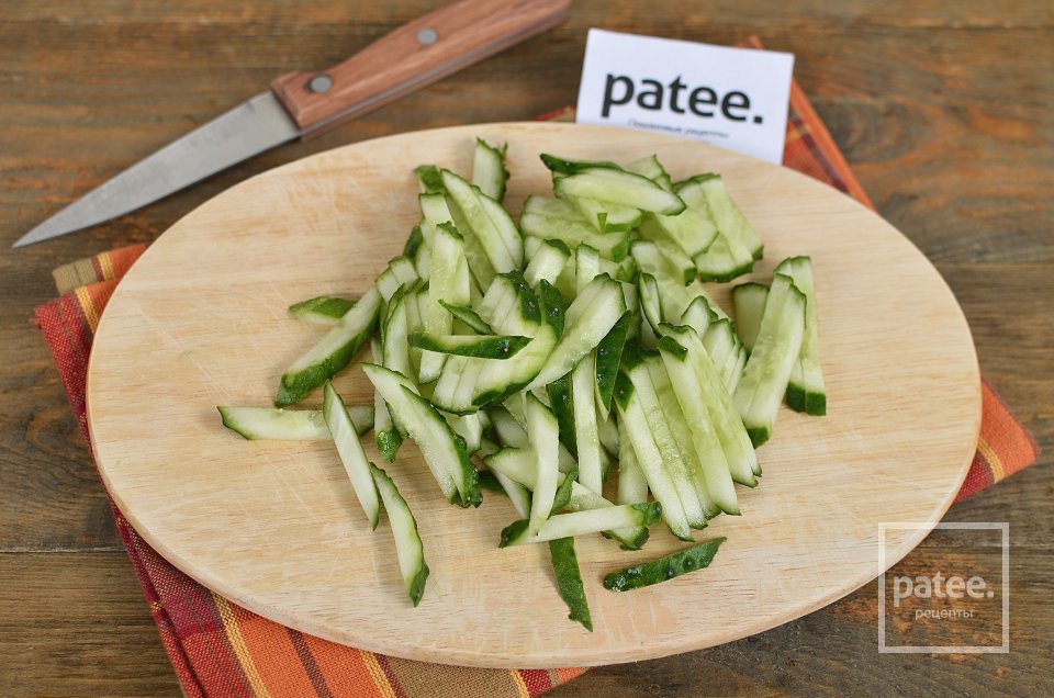 Салат с курицей и грибами - Шаг 7