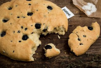 Фокачча с маслинами