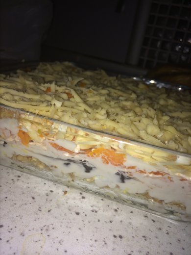 мультивитаминный сытный салат с черносливом - Шаг 2