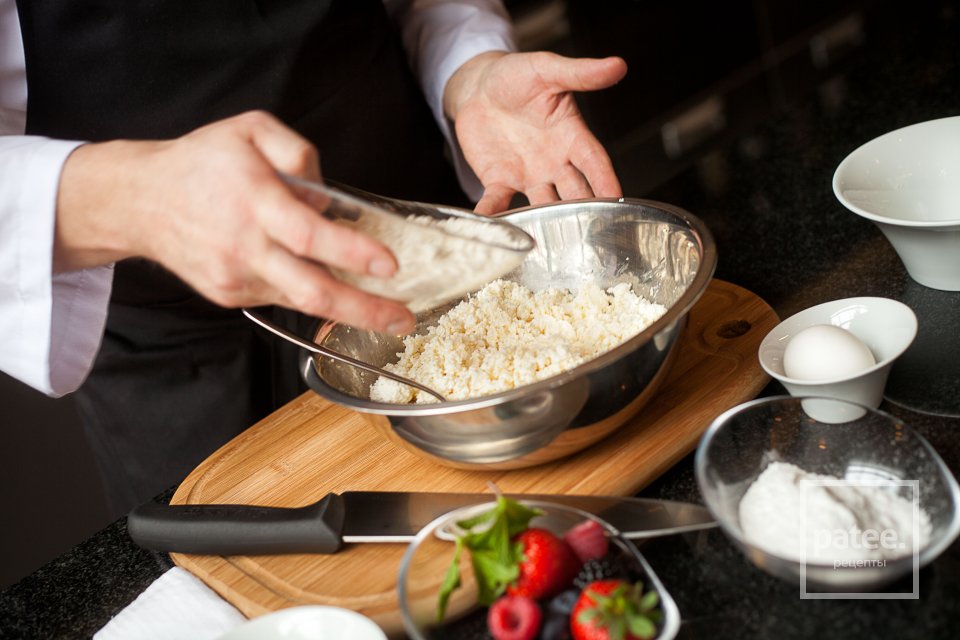 Домашние сырники из творога - Шаг 3