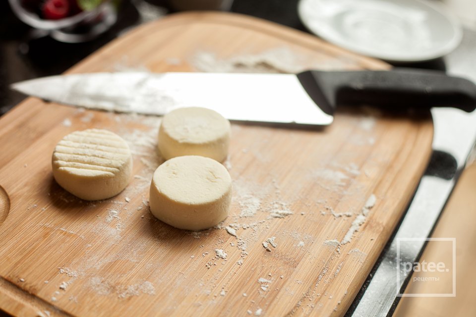 Домашние сырники из творога - Шаг 6