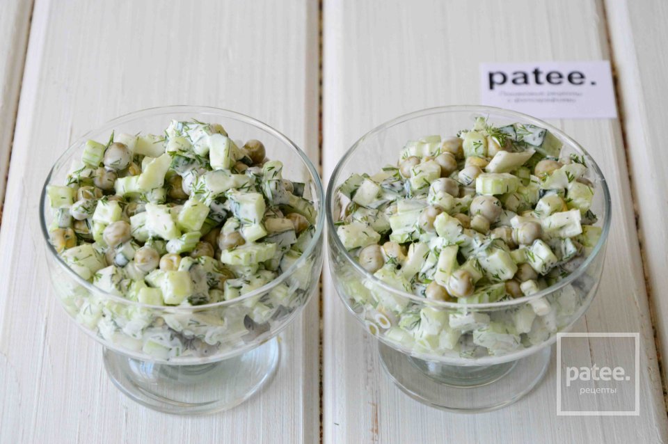 Огуречный салат с горошком и сельдереем - Шаг 10