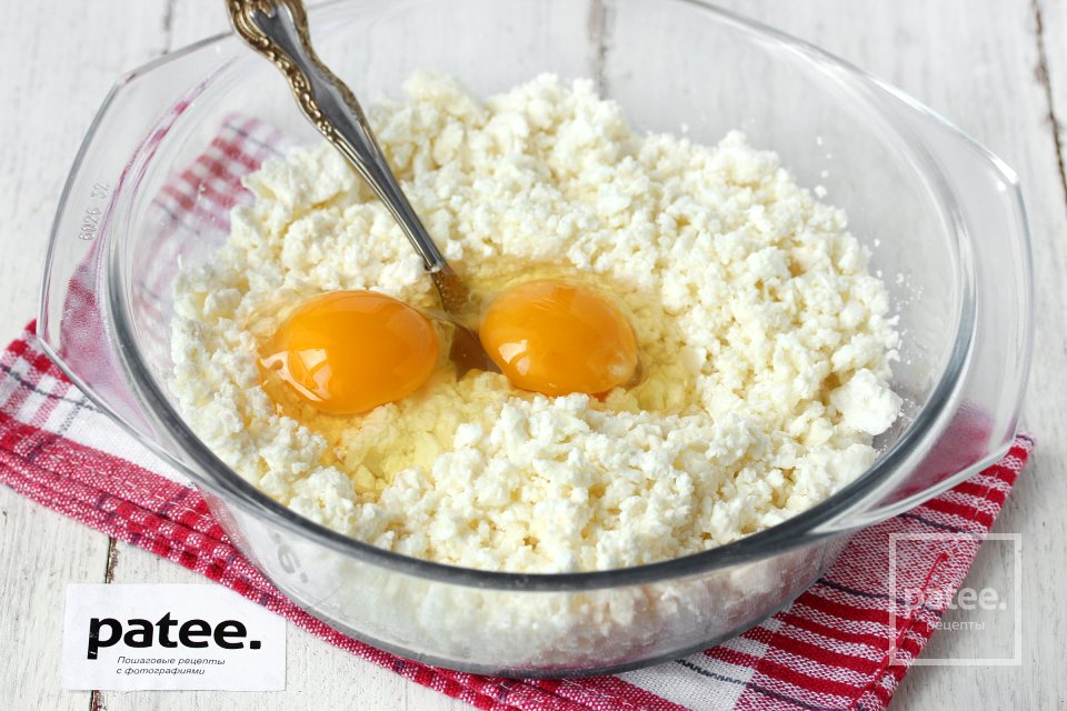 Творожные пончики в духовке - Шаг 4