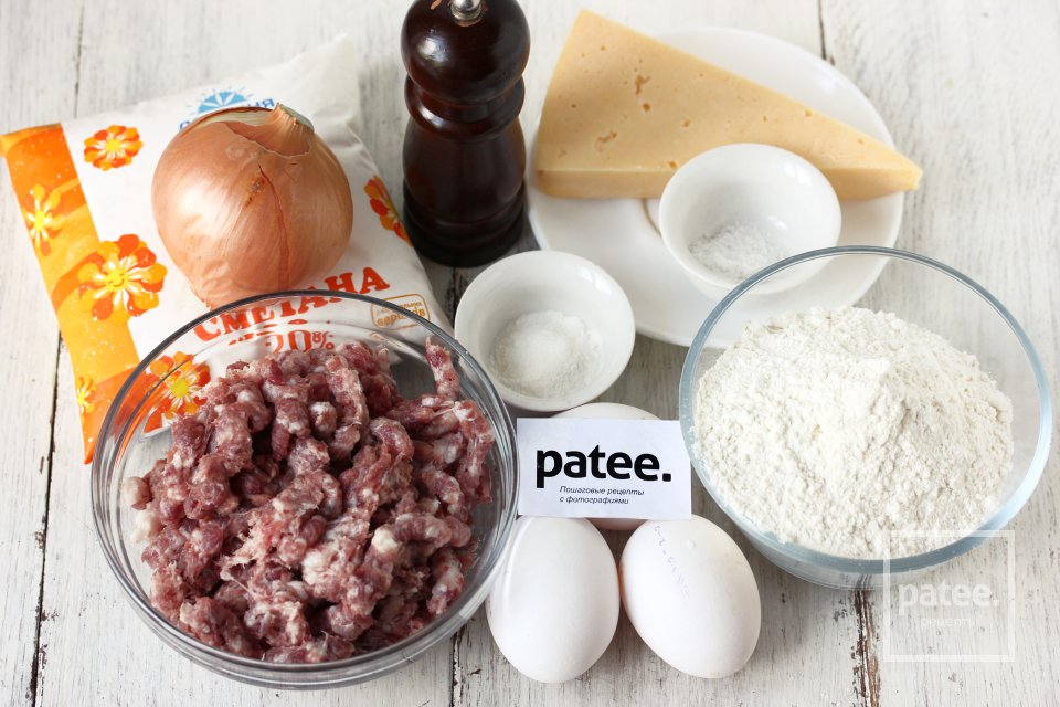 Пирог с мясными фрикадельками - Шаг 1