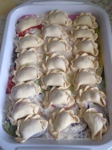 Вареники с клубникой - Шаг 2