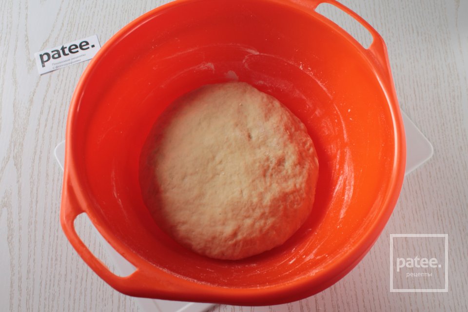 Булочки с колбасой - Шаг 4