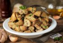 Шампиньоны с чесноком и петрушкой