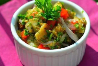 Салат с баклажанами