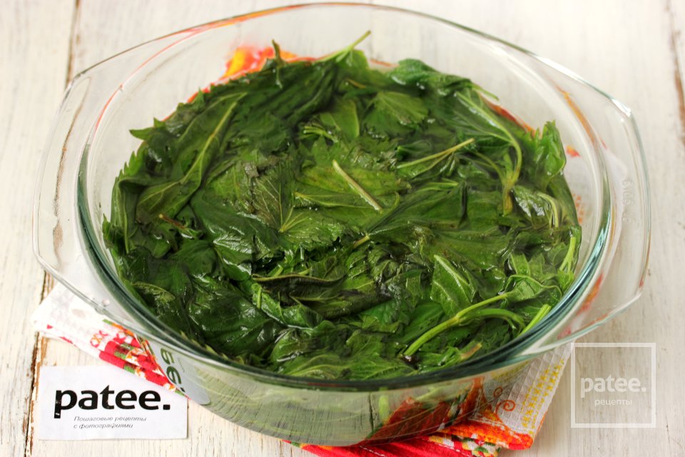 Жареные пирожки с крапивой - Шаг 5