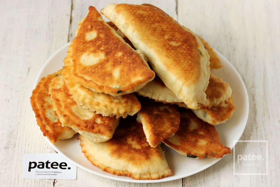 Жареные пирожки с крапивой - Шаг 15