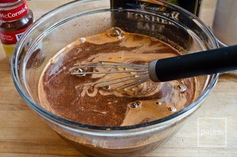 Креветки в маринаде из чеснока, имбиря и чили - Шаг 1