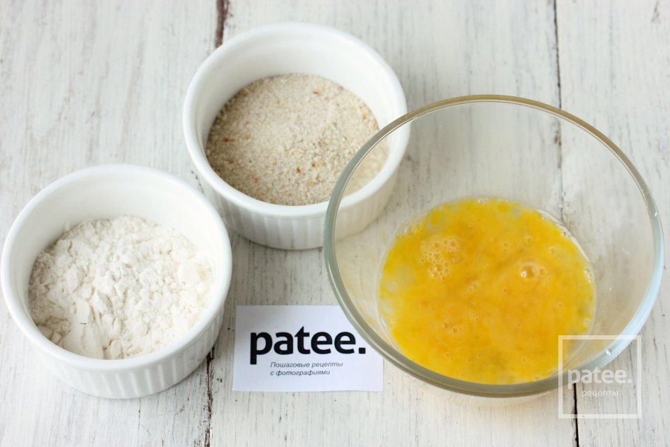 Камамбер-фри с клубникой - Шаг 3