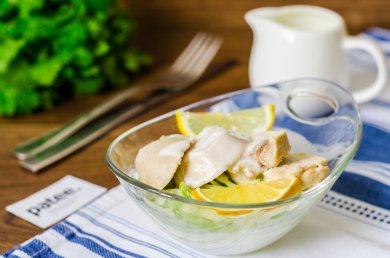 Рецепт Диетический салат с курицей и капустой