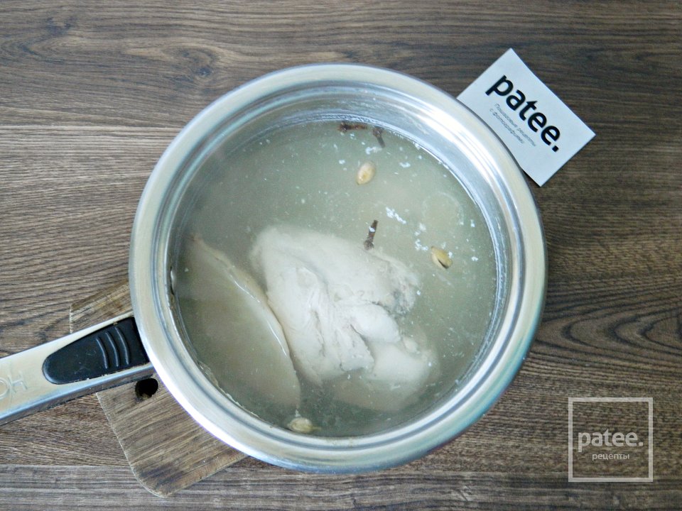 Диетический салат с курицей и капустой - Шаг 4