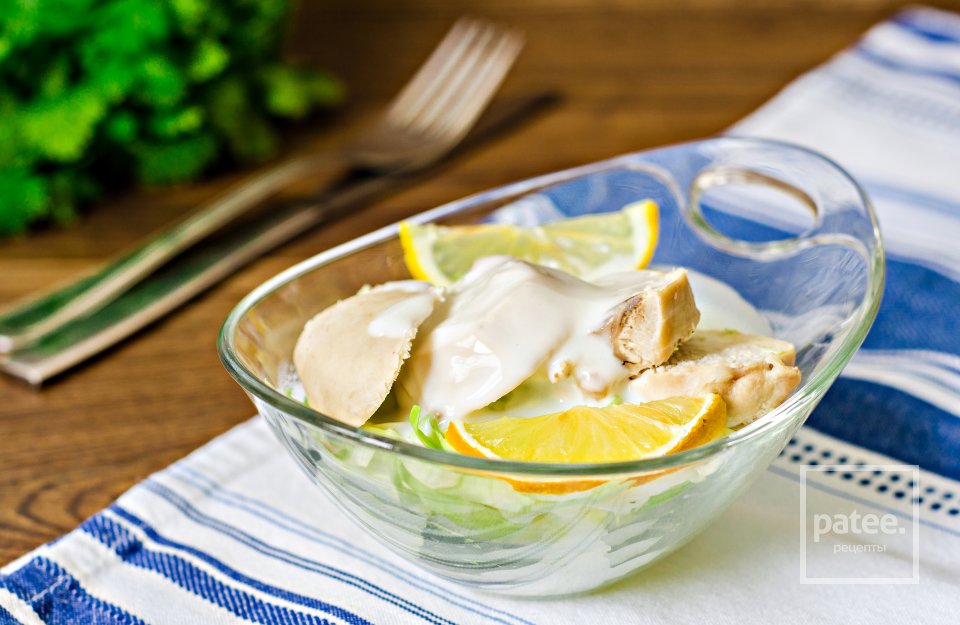 Диетический салат с курицей и капустой - Шаг 14