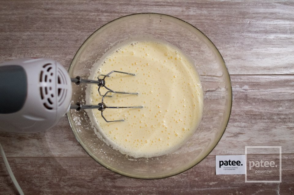 Кексы с шоколадной начинкой - Шаг 5