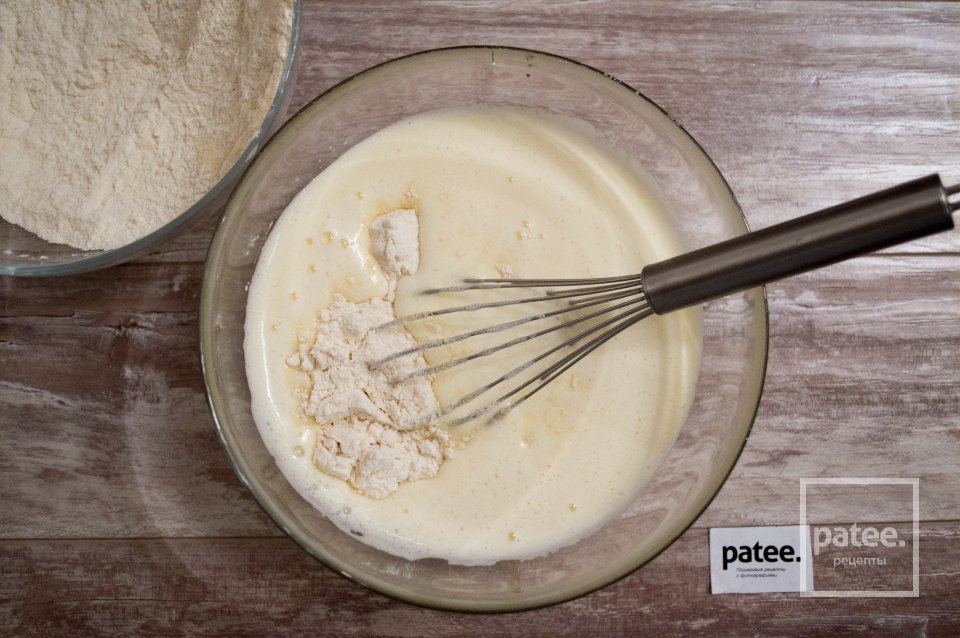 Кексы с шоколадной начинкой - Шаг 8