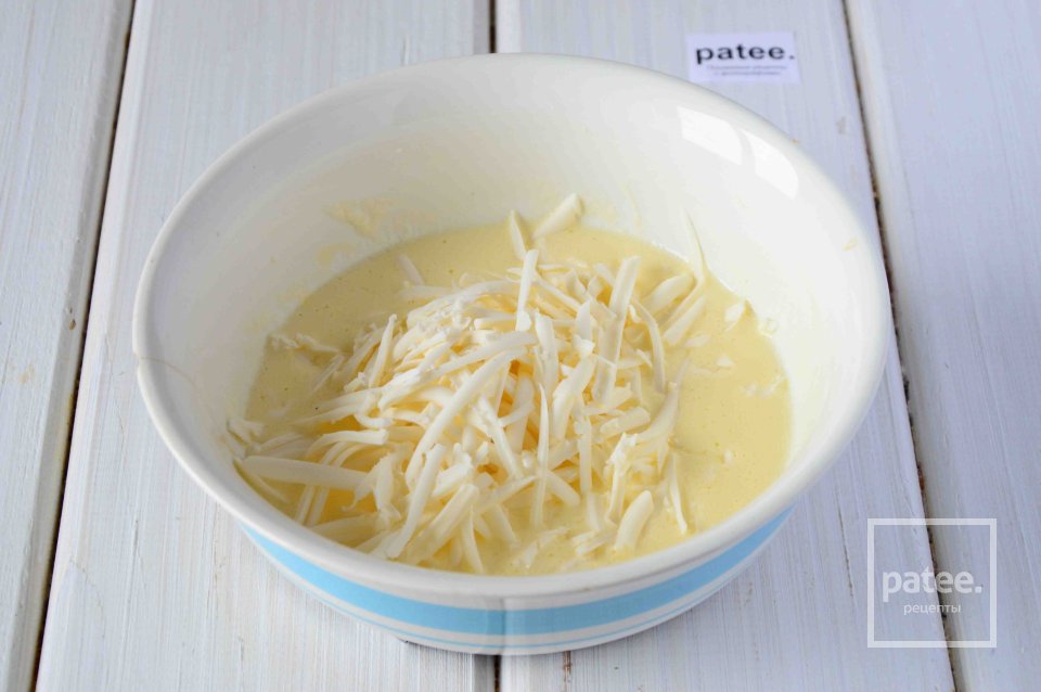 Луковый киш с маслинами - Шаг 9