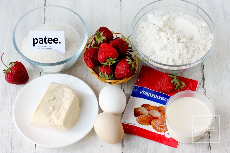 Маффины с клубникой - Шаг 1